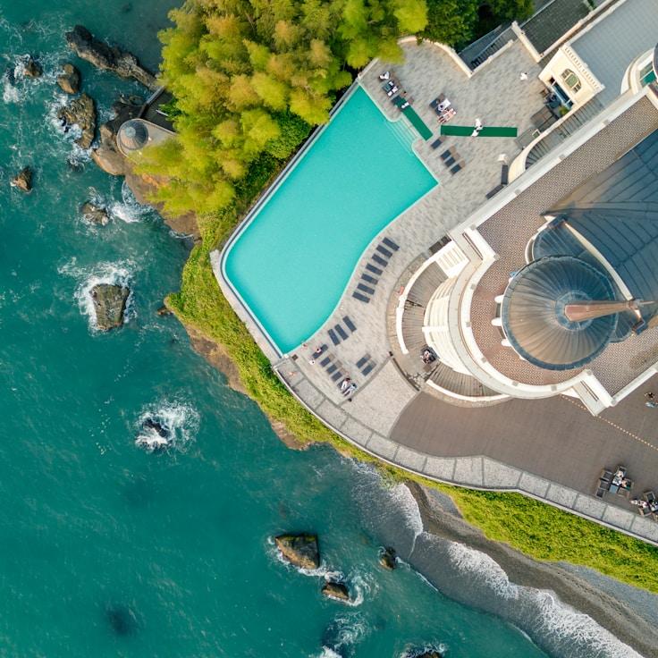 Outdoor terrace seating suitable for families in London